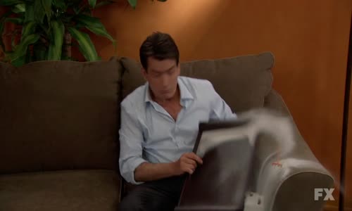 Anger Management 1x06 - Charlie Dates Kate's Patient mp4