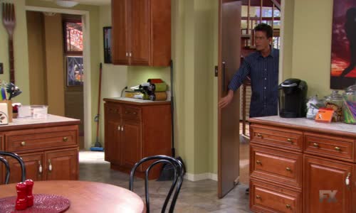 Anger Management 2x20 - Charlie Breaks Up With Kate mp4