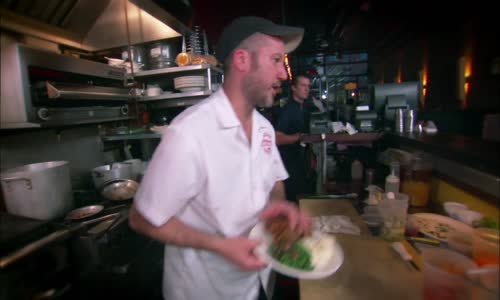 Diners, Drive-Ins, and Dives_S13E09_Rodinné záležitosti mp4