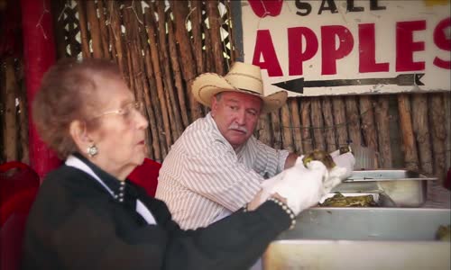 Diners, Drive-Ins, and Dives_S18E05_Autentické esá mp4