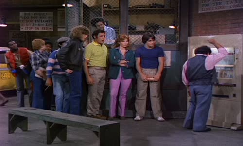 Taxi (1978) - S02E01 - Louie and the Nice Girl (480p DVD x265 Silence) mkv