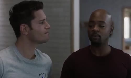 V plamenech s02e05_HD mp4