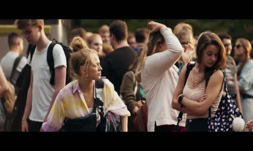 W lesie dzis nie zasnie nikt 2020 1080p NF WEB DL DDP5 1 x264 CZ sub mkv