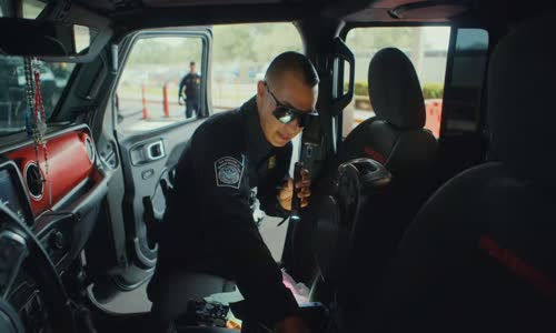 Contraband Seized at the Border S06E04 720p HEVC x265-MeGusta mkv