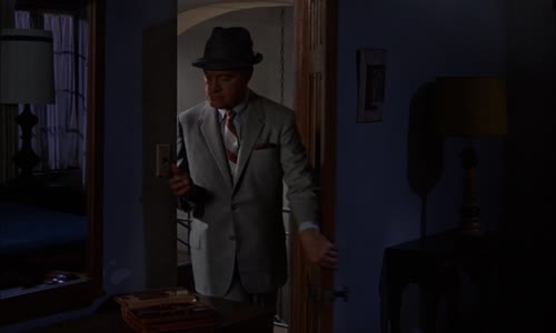 Osm na útěku (1967) 1080p CZ+EN dab -komedy mkv