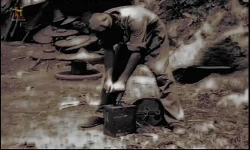 general-patton-e10-rozdrceni-treti- rise pres MultiLoad cz mkv