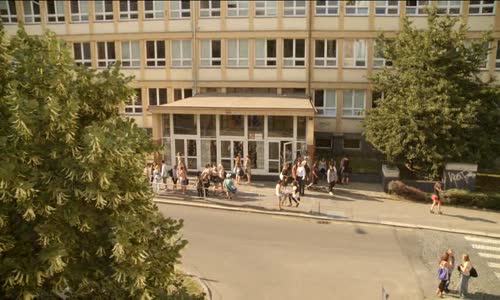 Probudím se včera avi