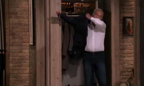 Frasier návrat legendy S01E03 HD 1080p sk mp4