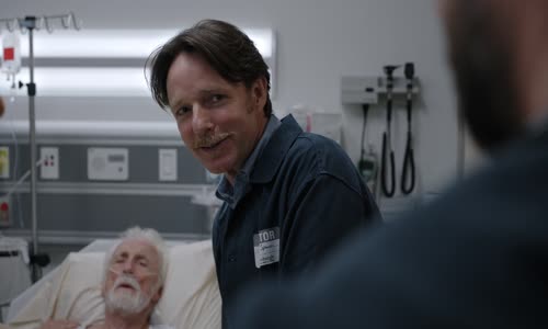 Pitt_S01E02_8_00 HOD_ mkv
