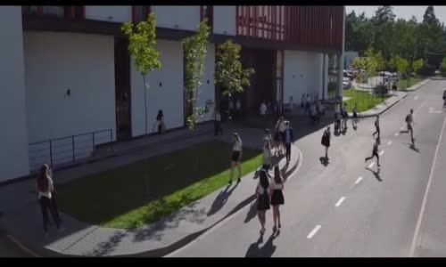 P F Horor cz dabBaba Yaga Terror of the Dark Forest - Jaga Košmar ťomnogo lesa 2020 CZ titulky vložemé do obrazu Horor mp4