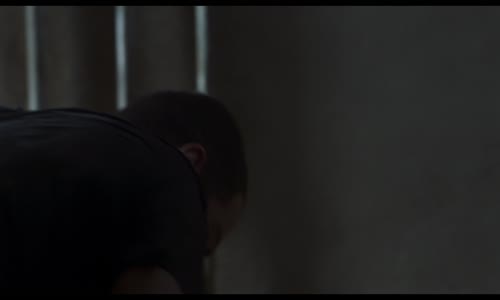 Co se skrývá za zdí - (Írán)(Hrají Navid Mohammadzadeh, Amir Aghaei )(2022) CZ dab Leg mkv