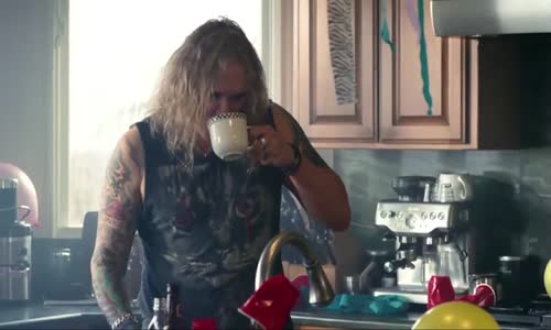 Steel Panther - Poontang Boomerang mp4