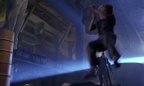 Buffy the Vampire Slayer - Buffy, přemožitelka upírů S03E01 Anne HD 1080p cz mkv