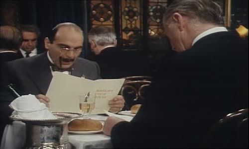 Hercule Poirot 04 Dvacetčtyři černých kosů avi