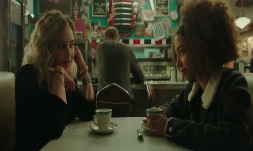 Výbuch (Katherine Langford,Piper Perabo,Charlie Plummer-2020 Komedie-Fantasy-Sci-Fi-Bdrip -1080p ) Cz dabing_2 avi