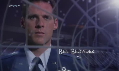 Hvězdná brána (Stargate SG-1) 201 - Protiútok avi