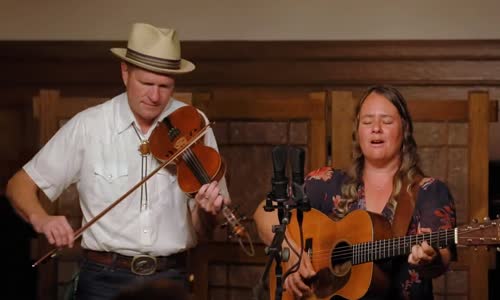 Nadine Landry and Stephen Sammy Lind - The Lakes of Pontchartrain avi