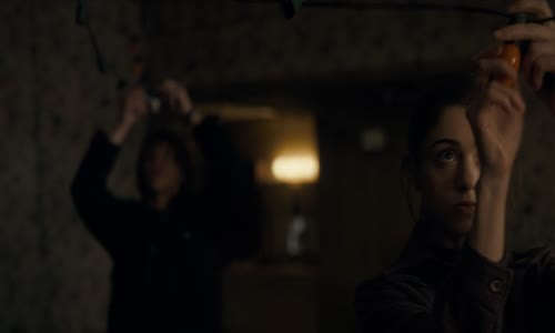 Stranger Things S01E08 - Vzhůru nohama (2016) fantasy horor mysteriózní Sci-Fi thriller czdab mkv
