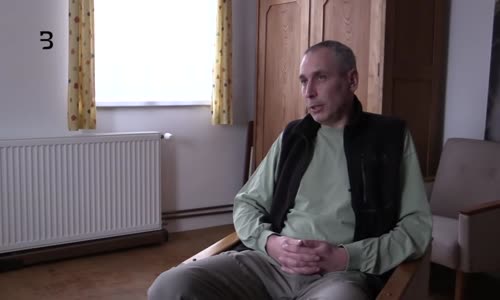 badatele net (Naše historie) - Tajemství tajného řádu lebky odhaleno - Uvnitř hrobky velmistra avi