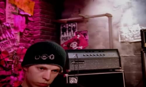 Avril Lavigne - The Best Damn Thing vob