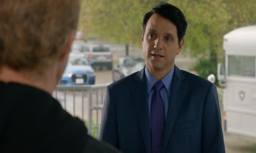 Cobra Kai S03E08 - Hodný, zlý a drsňácký (2021) akční komedie rodinný sportovní czdab mkv