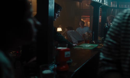 Saltburn 1080p WEB DL x264 AC3 5 1 EN AC3 CZ 2023 mkv