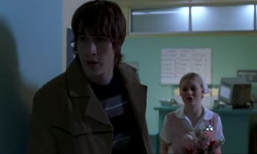 Roswell 02x12-rodina DVDRip CZ avi