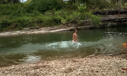 Naked and Afraid S18E05 1080p WEB h264-FREQUENCY mkv