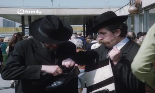 Srdečný pozdrav ze zeměkoule mkv