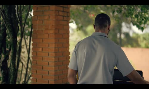 Černé zrcadlo S05E01 Nápadné zmije--CZ-dabing,Drama, Komedie, Horor, Sci-Fi, Thriller,2011–25 mkv