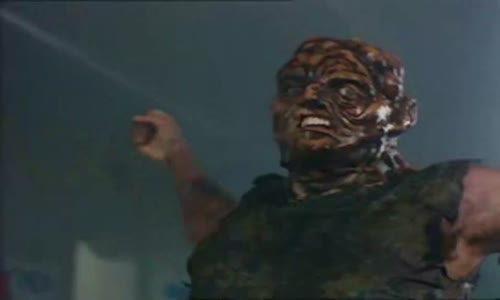 Toxický mstitel 4 - Masakr ve městě (2000) komedie akční-Sci-Fi-horor czdab mp4