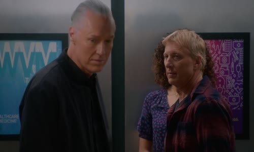 Cobra Kai S05E09 - Přeživší (2022) akční komedie rodinný sportovní czdab mp4
