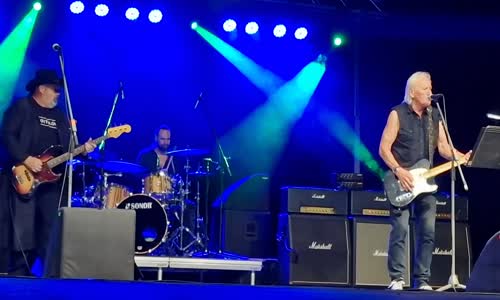 Katapult koncert Jihlava (1080p_25fps_H264-128kbit_AAC) mp4