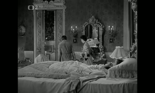 Prázdniny v Římě Roman Holiday 1953 720p CZ dab avi