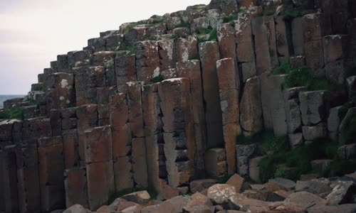 Neuveritelna planeta 04 Cesta obru, asfaltova jezirka, narodni park Thingvellir (cz 720p) mp4