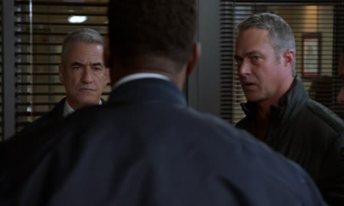 Chicago Fire S13E18 Post-Mortem 1080p AMZN WEB-DL DDP5 1 H 264-FLUX[EZTVx to] mkv