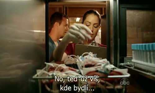 Combat Hospital - Válečná nemocnice S01E12 - Triage (2011) drama válečný cztit avi