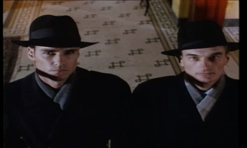 Mistr loutkář - Puppetmaster (1989) mkv