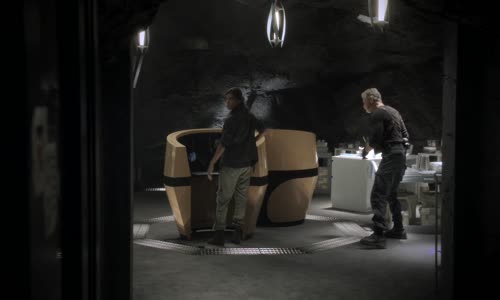 Terra Nova - (2011) S01E04 CZ dab 720p - Nákaza mkv