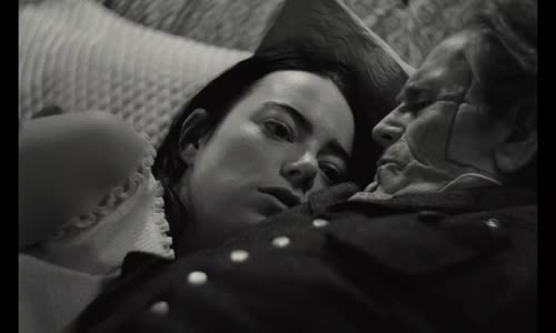 Chudáčci / Poor Things (2023) - WEBRip - 720p - CZ dabing mkv
