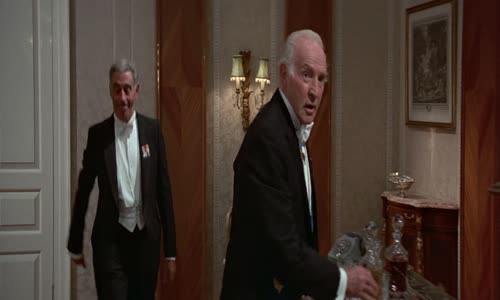 James Bond-1983 Chobotnička (Roger Moore,Muad Adams,Kabir Bedi) eng+cz dab ,eng+cz ttl mkv