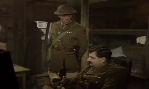 Cerna zmije - Blackadder S04E01 Captain Cook EN+CS mkv