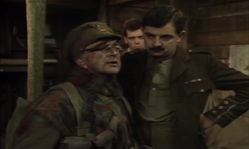 Cerna zmije - Blackadder S04E03 Major Star+C EN+CS mkv
