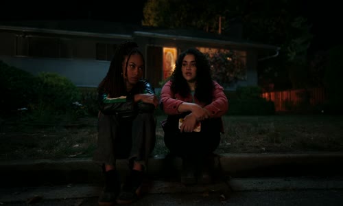 School Spirits 2023 S02E08 Fire, Talk To Me CZ titulky mkv