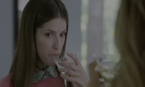 Nebezpečná laskavost (2018) UHDR cz en mkv