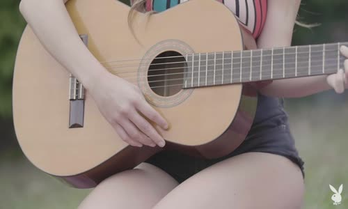Clara_Acoustic_Serenity_1080p_6000 mp4_1080p_video mp4