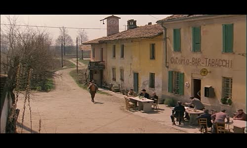 Nástrahy velkoměsta - Il ragazzo di campagna (1984) mkv