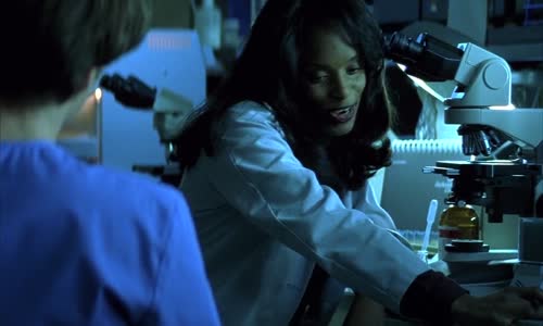 Blade 1998 m720p BDRip x264 DD5 1 ENG CZ mkv