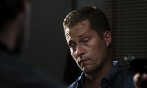 KURÝR Z PODSVĚTÍ 2012 (The Courier 91 min Jeffrey Dean Morgan, Josie Ho) AVI