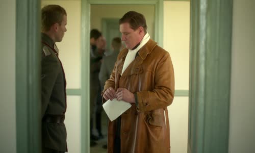 Hitler’s Circle of Evil - Hitlerův kruh zla S01E01 Hrdinové & Odpadlíci HD 1080p DD+ 2 0 ang+cz tit mkv